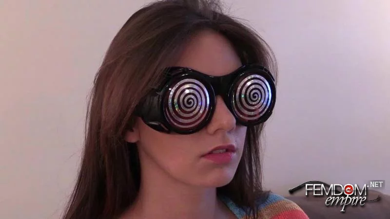 Mistress: Freya - Girls Gone Hypnotized – Freya Controlled By Glasses 720p 742.07 Mb